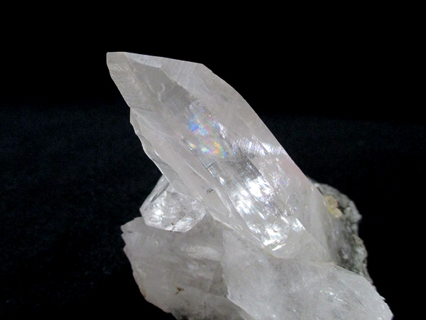 ヒマラヤ水晶 パルバティ渓谷産 水晶クラスター（レインボー タビー