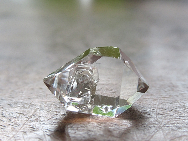 原石クラスター（ハーキマー水晶）