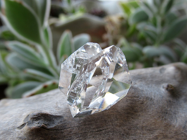 原石クラスター（ハーキマー水晶） ハーキマーダイヤモンド 連結結晶 群晶 クラスター 水晶原石 | 天然石