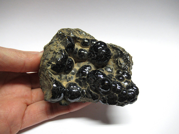 ヘマタイトインクォーツ 663g 水晶 フローライト 原石 鑑賞石 自然石 鉱物 ヘマタイトインクォーツ 663g 水晶 フローライト 原石 鑑賞石 自然石 鉱物