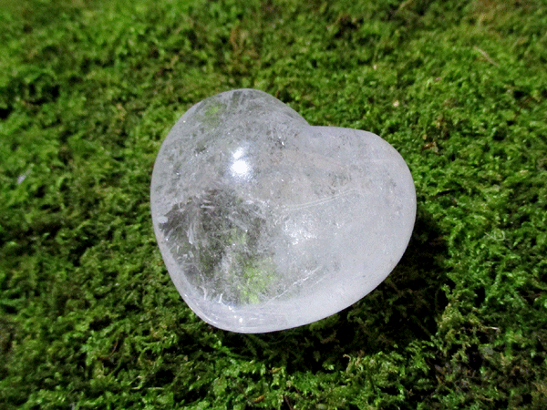 天然水晶ハート