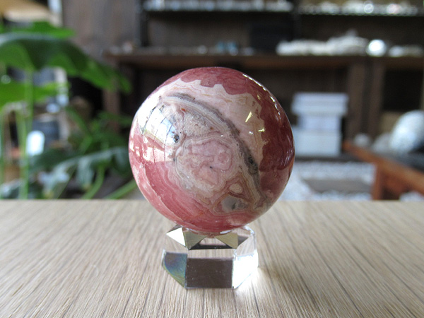 インカローズ(ロードクロサイト) 丸玉 約30mm/通販/販売 | 天然石専門