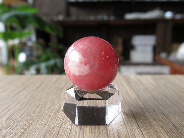 インカローズ(ロードクロサイト) 丸玉 約16mm/通販/販売 | 天然石専門