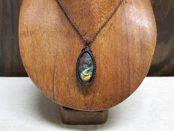 大ぶり天然石6cm ラブラドライトネックレス 大ぶり天然石6cm ラブラドライトネックレス 楽天市場】パワーストーン