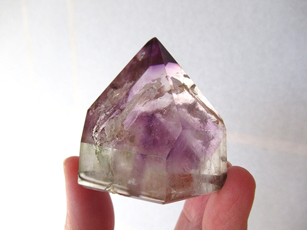 ピンクアメジストエレスチャルポイントマダガスカル産原石天然石置物
