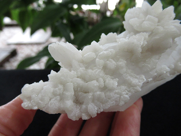 蛍光 マンガンカルサイト 共生 水晶 原石 中国湖南省産 販売 天然石