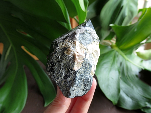 黒水晶　モリオン　原石　1493ｇ 黒水晶 モリオン 原石 1493g 黒水晶（モリオン）原石［No.26