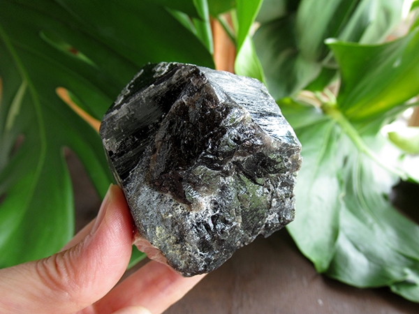 モリオン原石の通販/高品質天然黒水晶販売 | 天然石専門店【鬮石