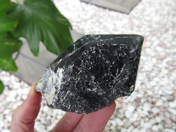 モリオン原石の通販/高品質天然黒水晶販売 | 天然石専門店【鬮石