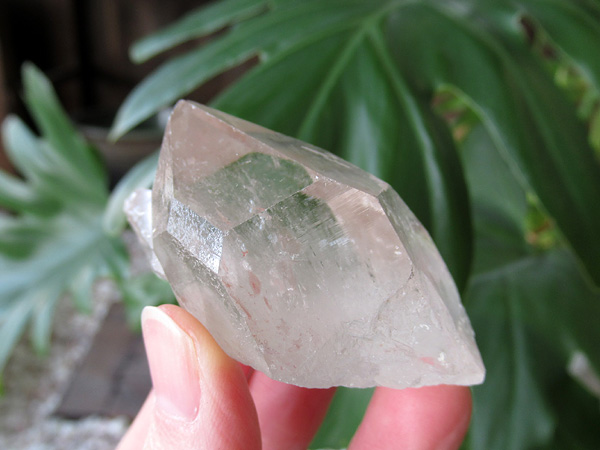 モンドクォーツ 高品質 タンザニア産 水晶 原石 天然石専門店