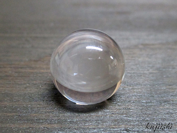 厳選！！ ファントムクォーツ 水晶 丸玉 約18mm 【鬮石】