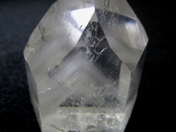 ブラジル産ファントムクォーツ ファントムクォーツ 水晶 ポイント ブラジル産 【鬮石（くじいし