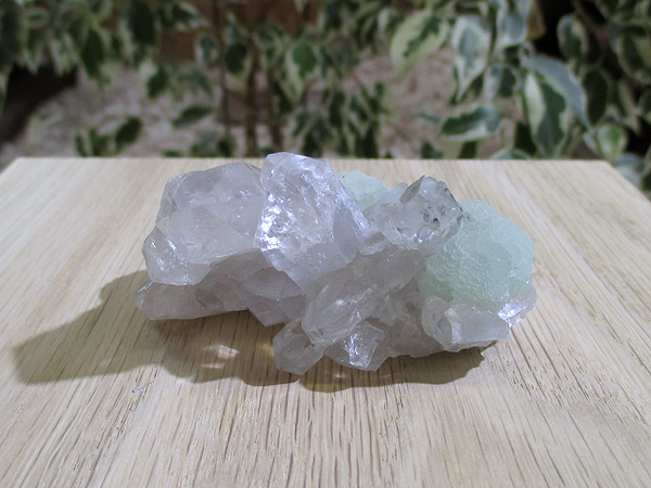 プレナイト 結晶 水晶 原石 クラスター