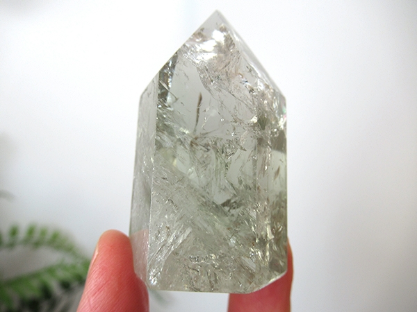 プラシオライト グリーンアメジスト レインボー 水晶 ポイント