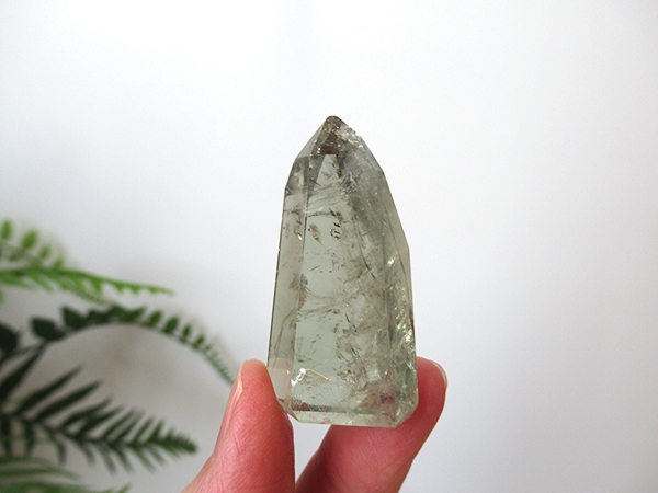 プラシオライト グリーンアメジスト 水晶 ポイント | 天然石専門店【鬮石】