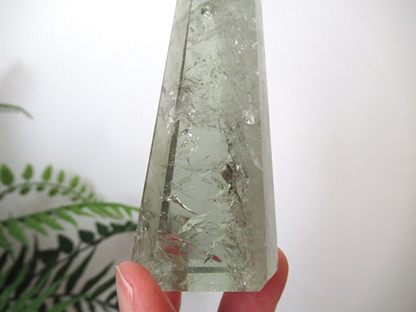 プラシオライト グリーンアメジスト 水晶 ポイント | 天然石専門店【鬮石】