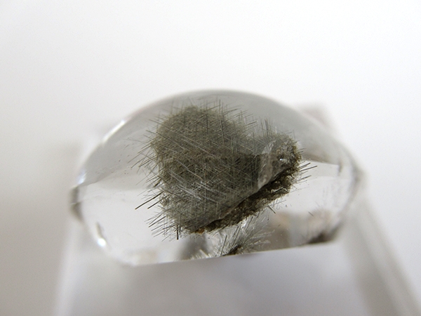 ブルッカイトインクォーツルース (プラチナルチル) 水晶