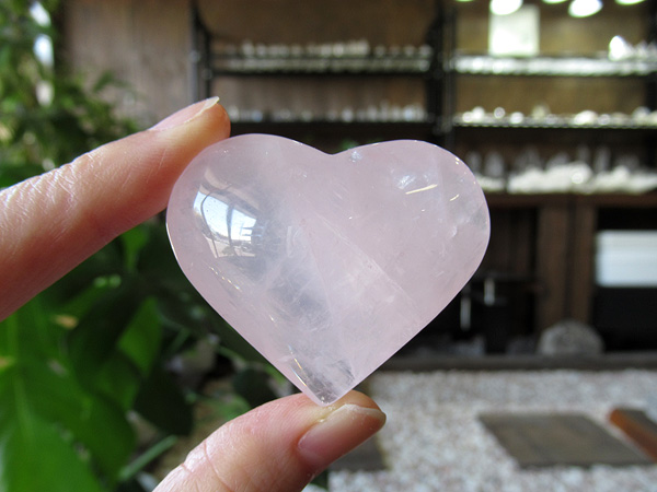 ローズクォーツ ハート ポリッシュ 紅水晶 マダガスカル産