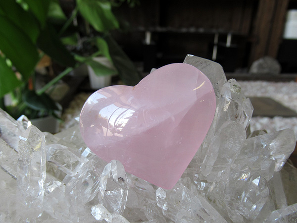 ローズクォーツ ハート ポリッシュ 紅水晶 マダガスカル産