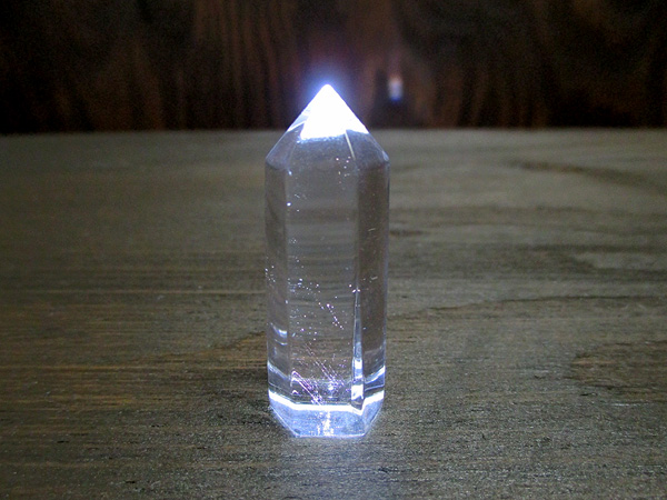 レッドゴールドエンジェルラダークリスタル（ハイダウェイクォーツ）水晶ポイント