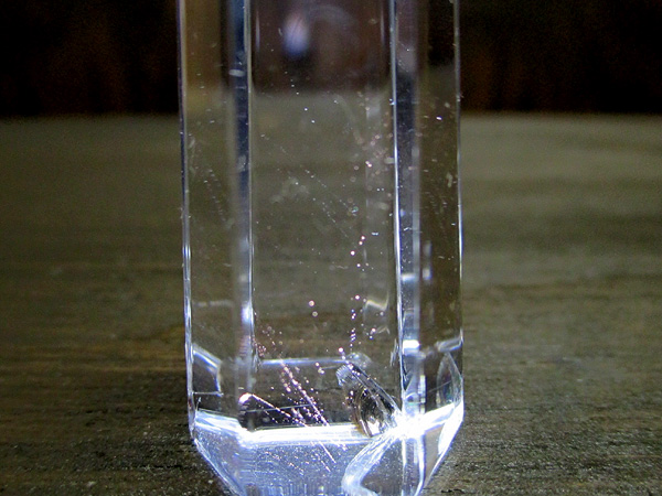レッドゴールドエンジェルラダークリスタル（ハイダウェイクォーツ）水晶ポイント
