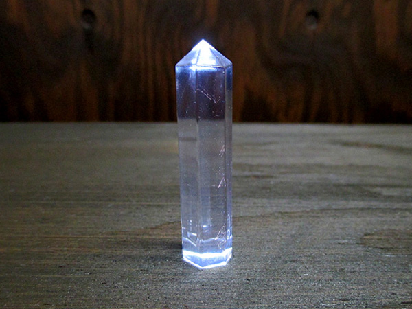 レッドゴールドエンジェルラダークリスタル（ハイダウェイクォーツ）水晶ポイント