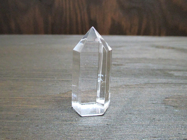 レッドゴールドエンジェルラダークリスタル（ハイダウェイクォーツ）水晶ポイント
