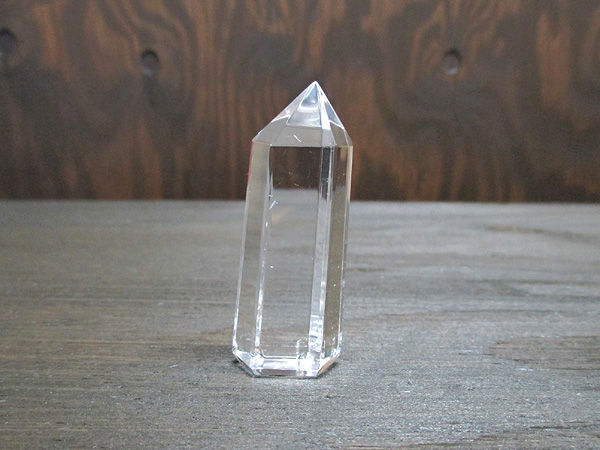 レッドゴールドエンジェルラダークリスタル（ハイダウェイクォーツ）水晶ポイント