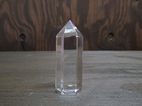 レッドゴールドエンジェルラダークリスタル（ハイダウェイクォーツ）水晶ポイント
