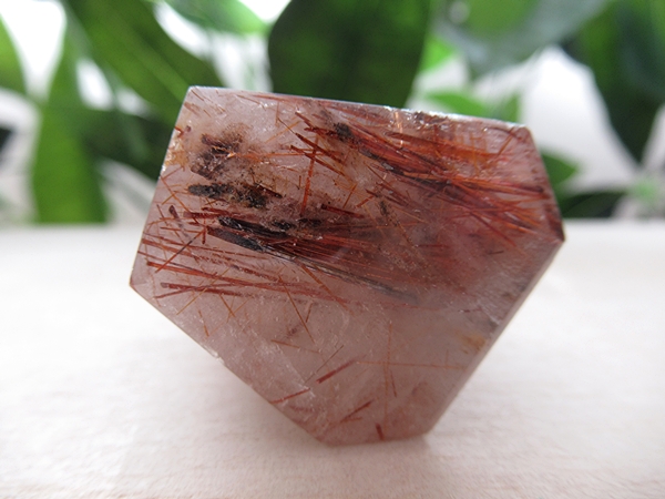 ルチルクォーツ 水晶 ポリッシュ ポイント マダガスカル産