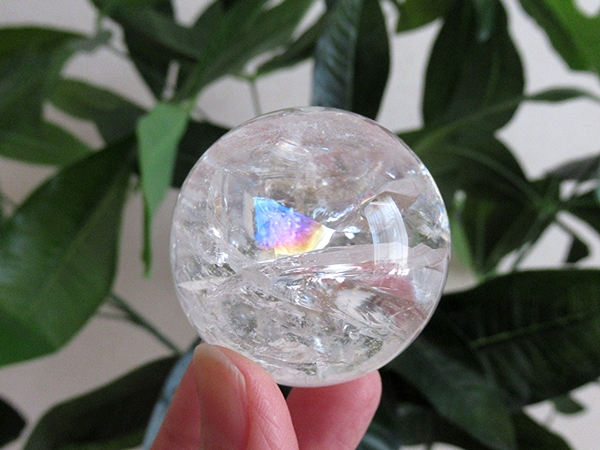 コリント産 レインボークォーツ 水晶 丸玉 ミナスジェライス州