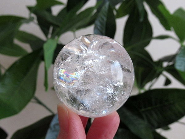 コリント産 レインボークォーツ 水晶 丸玉 ミナスジェライス州