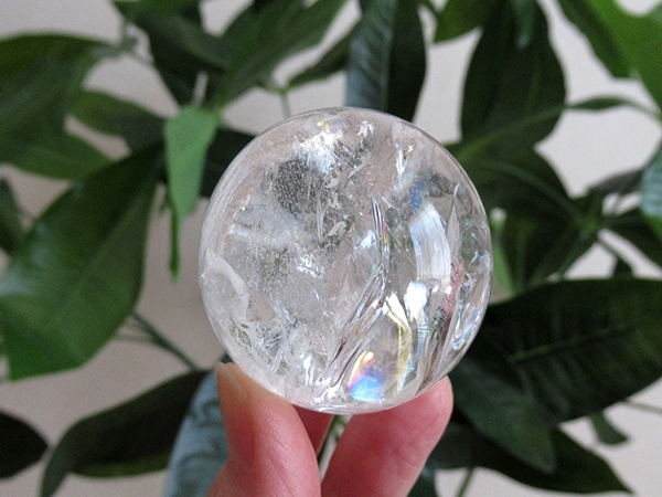 コリント産 レインボークォーツ 水晶 丸玉 ミナスジェライス州