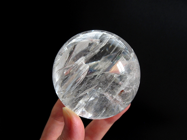 ミナスジェライス州 コリント産 レインボークォーツ 水晶丸玉