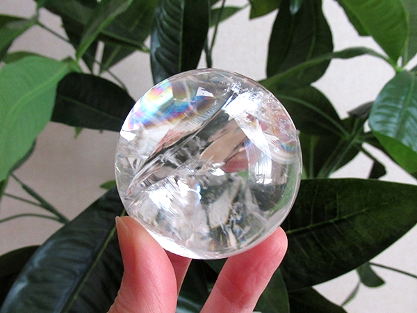 コリント産 レインボークォーツ 水晶 丸玉 ミナスジェライス州