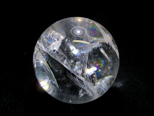 高品質】 天然水晶 レインボークォーツ（虹入り） 丸玉 ブラジル
