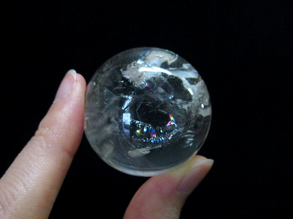 高品質】 天然水晶 レインボークォーツ（虹入り） ブラジル産 丸玉