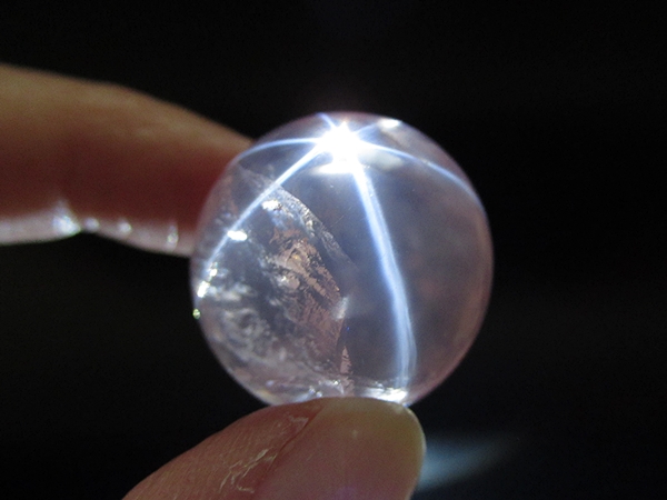 スターローズクォーツ 丸玉 紅水晶 マダガスカル産 天然石