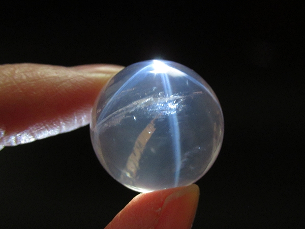 スターローズクォーツ 丸玉 紅水晶 マダガスカル産 天然石