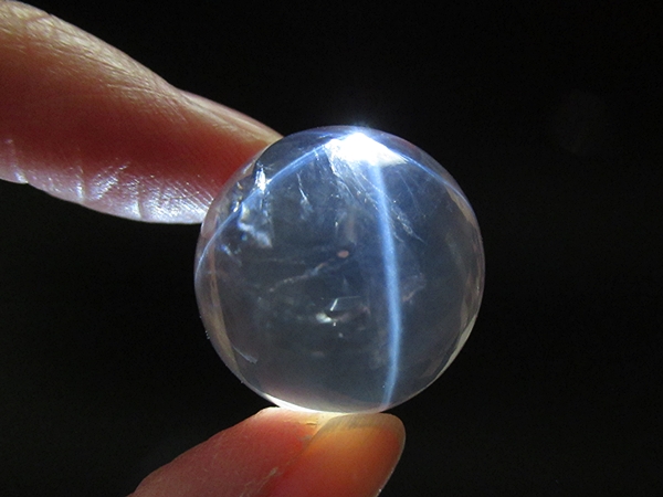 スターローズクォーツ 丸玉 紅水晶 マダガスカル産 天然石