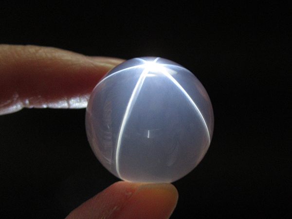 スターローズクォーツ 丸玉 紅水晶 マダガスカル産 天然石