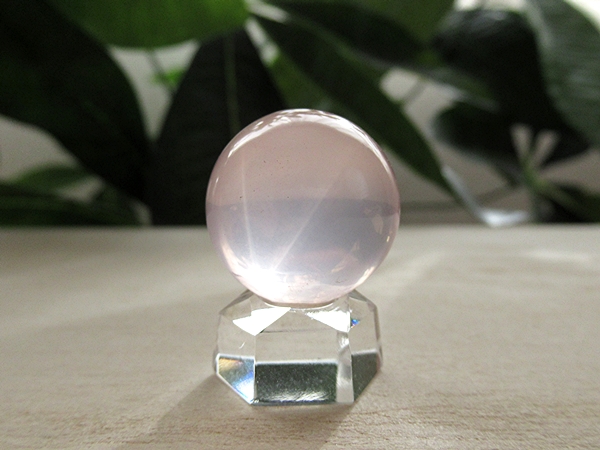 スターローズクォーツ 丸玉 紅水晶 マダガスカル産 天然石