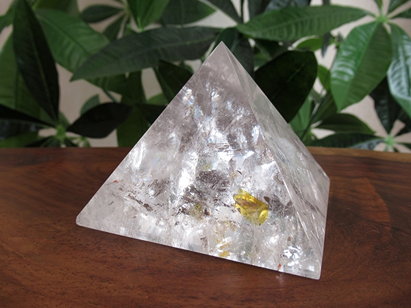 天然水晶 ピラミッド ブラジル産 トカンティンス州産