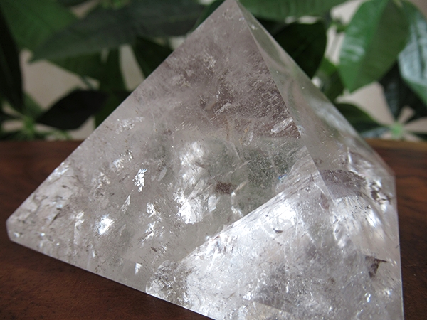 天然水晶 ピラミッド ブラジル産 トカンティンス州産