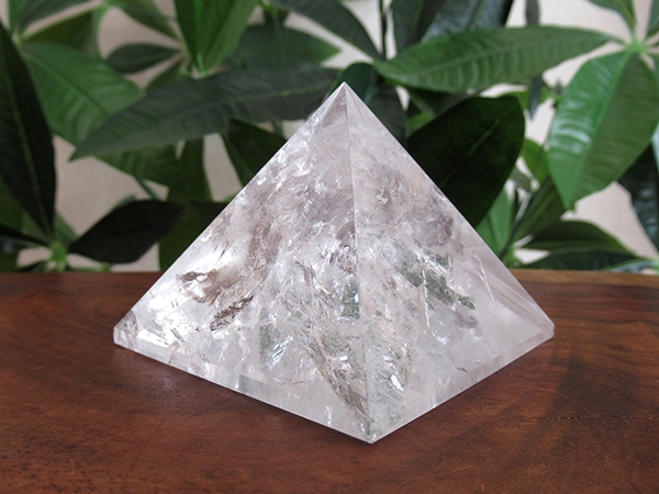 天然水晶 ピラミッド ブラジル産 トカンティンス州産