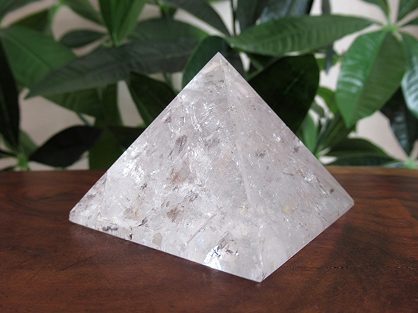 天然水晶 ピラミッド ブラジル産 トカンティンス州産