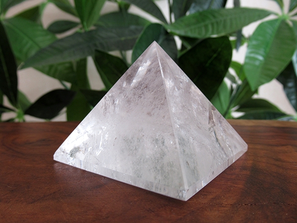 天然水晶 ピラミッド ブラジル産 トカンティンス州産