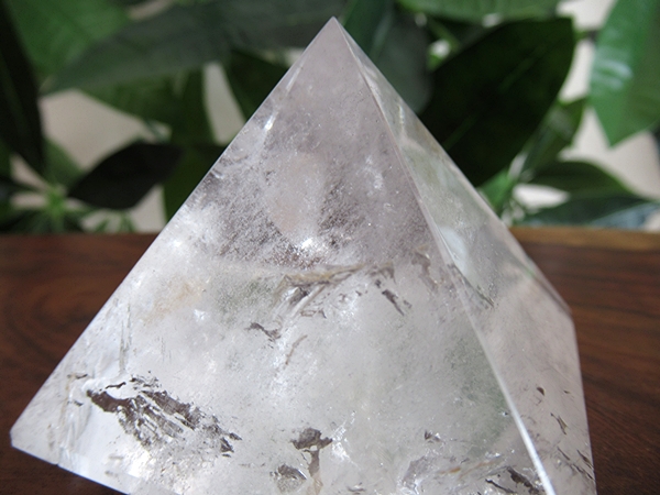 天然水晶 ピラミッド ブラジル産 トカンティンス州産