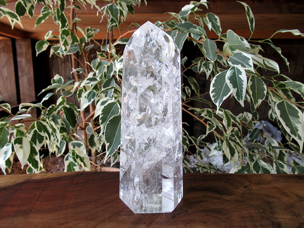 レインボースタッデッドクォーツ/天然水晶ポイント/トカンティンス州産