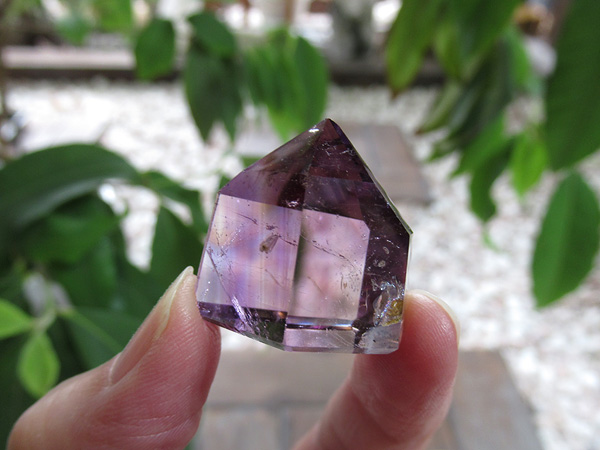 アメジストエレスチャル ポイント マダガスカル産 紫水晶